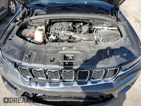 2023 Jeep Grand Cherokee Limited with VIN 1C4RJHBG1P8881722, listed as a Copart auction lot 51939825 with 49,327 mi miles and Clean title. Bid and sale history available at DreamBid. Image 12.