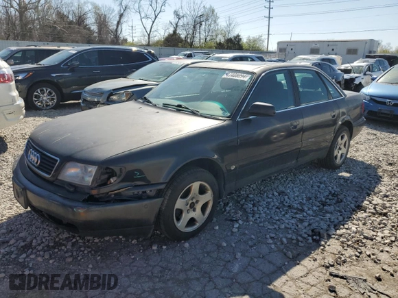 1997 Audi A6 z VIN WAUGA84A4VN006453, wystawiony jako Copart lot #47408094 z przebiegiem 333 651 mil mil oraz Szkoda całkowita • Salvage title. Historia ofert i sprzedaży dostępna na DreamBid. Obrazek 1.
