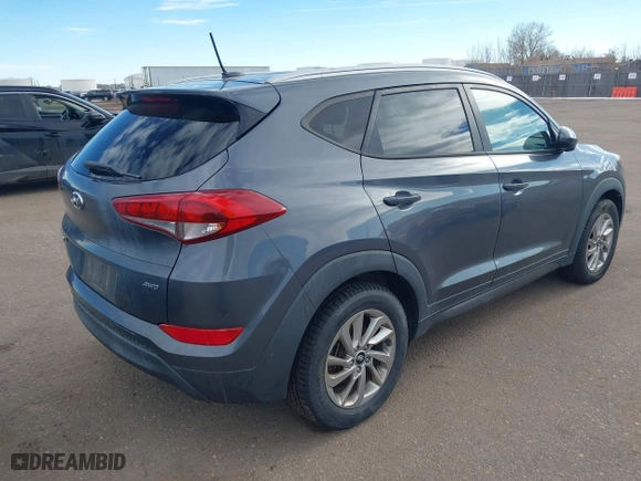 2016 Hyundai Tucson SE with VIN KM8J3CA43GU090127, listed as a IAAI auction lot 41488094 with 122,676 mi miles. Bid and sale history available at carsss.com. Image 4.