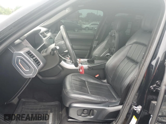 2019 Land Rover Range Rover Sport HSE with VIN SALWR2RV1KA837582, listed as a Copart auction lot 59088515 with 100,783 mi miles and Non repairable. Bid and sale history available at DreamBid. Image 7.