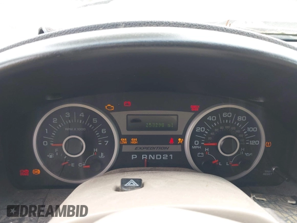 2005 Ford Expedition Eddie Bauer с VIN 1FMFU18585LA02679, выставлен на аукционе IAAI как лот 42699387 с пробегом 253 298 миль миль и . История ставок и продаж доступна на DreamBid. Изображение 7.