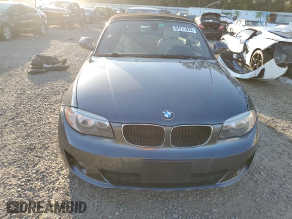 2013 BMW 1 Series 128i z VIN WBAUL7C53DVU09527, wystawiony jako Copart lot #84721024 z przebiegiem 6 986 mil mil oraz Szkoda całkowita • Salvage title. Historia ofert i sprzedaży dostępna na DreamBid. Obrazek 5.