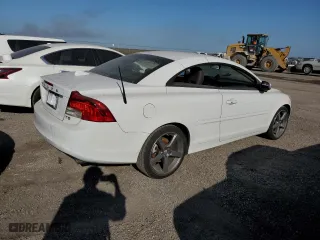 2013 Volvo C70 T5 with VIN YV1672MC9DJ140709, listed as a Copart auction lot 75101684 with 0 mi miles and Non Repairable. Bid and sale history available at carsss.com. Image 3.