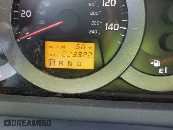 2006 Toyota RAV4 Sport with VIN JTMZK32V866001883, listed as a IAAI auction lot 41342187 with 223,322 mi miles. Bid and sale history available at carsss.com. Image 15.