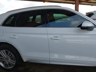 2018 Audi Q5 Premium Plus with VIN WA1BNAFY2J2218812, listed as a IAAI auction lot 41966425 with 67,530 mi miles. Bid and sale history available at carsss.com. Image 14.