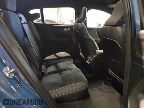 2023 Volvo C40 Ultimate с VIN YV4ED3GM3P2062413, выставлен на аукционе Copart как лот 48717804 с пробегом 11 638 миль миль и . История ставок и продаж доступна на DreamBid. Изображение 10.