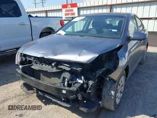 2018 Hyundai Accent SE z VIN 3KPC24A37JE015594, wystawiony jako IAAI lot #41700013 z przebiegiem 78 478 mil mil oraz . Historia ofert i sprzedaży dostępna na DreamBid. Obrazek 6.