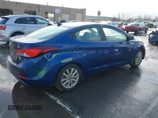 2015 Hyundai Elantra SE z VIN 5NPDH4AEXFH634973, wystawiony jako IAAI lot #41901961 z przebiegiem Nie podano mil oraz . Historia ofert i sprzedaży dostępna na DreamBid. Obrazek 4.