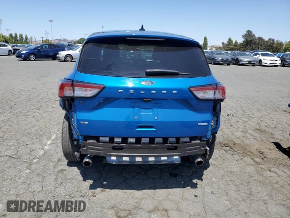 2020 Ford Escape SE with VIN 1FMCU0G6XLUB06394, listed as a Copart auction lot 60331935 with 16,135 mi miles and Salvage title. Bid and sale history available at DreamBid. Image 6.