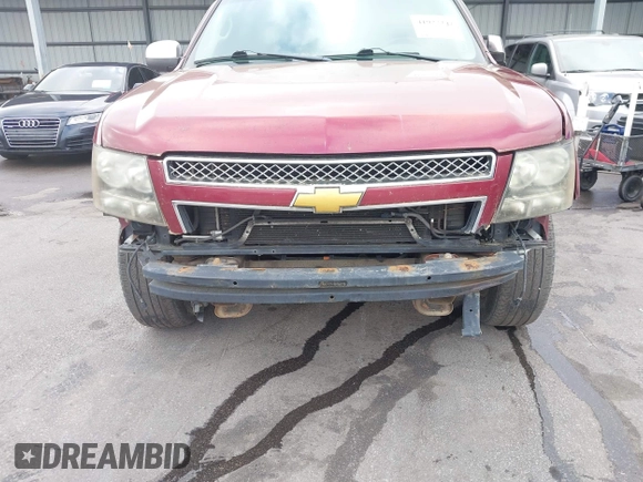 2008 Chevrolet Suburban 2LT with VIN 3GNFK163X8G307587, listed as a IAAI auction lot 41922247 with 187,880 mi miles and . Bid and sale history available at DreamBid. Image 6.