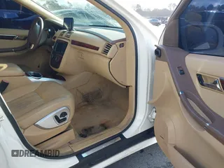 2006 Mercedes-Benz R-Class 3.5L with VIN 4JGCB65E46A014769, listed as a IAAI auction lot 41152052 with 163,288 mi miles. Bid and sale history available at carsss.com. Image 5.