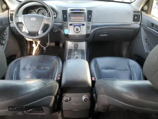 2009 Hyundai Veracruz GLS z VIN KM8NU73C69U083122, wystawiony jako Copart lot #61738795 z przebiegiem 175 317 mil mil oraz Czysty tytuł • Clean title. Historia ofert i sprzedaży dostępna na DreamBid. Obrazek 8.