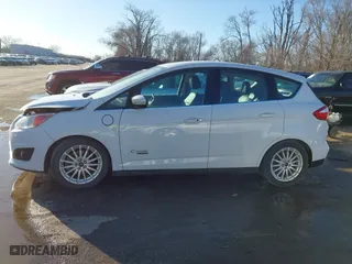 2016 Ford C-Max Energi SEL with VIN 1FADP5CU2GL118381, listed as a IAAI auction lot 41516426 with 220,361 mi miles. Bid and sale history available at carsss.com. Image 14.