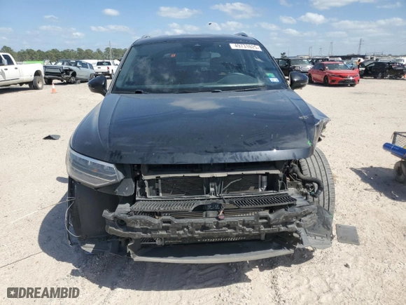 2022 Volkswagen Tiguan SE with VIN 3VV3B7AXXNM154829, listed as a Copart auction lot 49731025 with 43,142 mi miles and Salvage Title. Bid and sale history available at carsss.com. Image 5.
