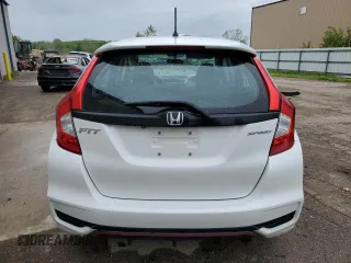 2020 Honda Fit Sport z VIN 3HGGK5H60LM715068, wystawiony jako Copart lot #57706105 z przebiegiem Nie podano mil oraz Nie do naprawy • Non repairable. Historia ofert i sprzedaży dostępna na DreamBid. Obrazek 6.
