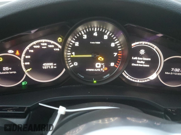 2021 Porsche Cayenne E-Hybrid Hybrid with VIN WP1BE2AY7MDA44052, listed as a Copart auction lot 44595335 with 45,896 mi miles and Salvage title. Bid and sale history available at DreamBid. Image 9.
