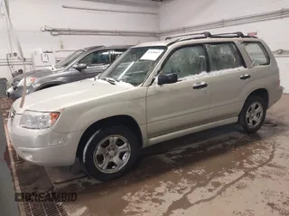 2006 Subaru Forester 2.5 X with VIN JF1SG636X6H708067, listed as a IAAI auction lot 41920667 with 123,853 mi miles. Bid and sale history available at carsss.com. Image 2.