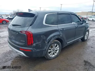 2020 Kia Telluride LX with VIN 5XYP2DHC3LG019171, listed as a IAAI auction lot 41737458 with NaN miles. Bid and sale history available at carsss.com. Image 4.