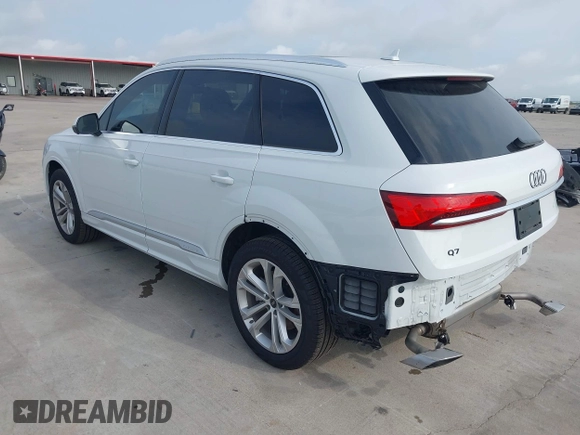2025 Audi Q7 Premium with VIN WA1ACBF75SD019631, listed as a IAAI auction lot 42309555 with 7,435 mi miles and . Bid and sale history available at DreamBid. Image 3.