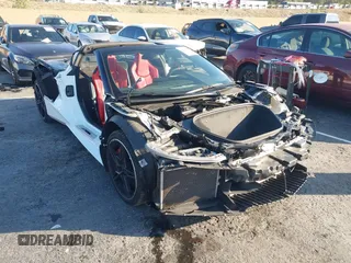 2023 Chevrolet Corvette 1LT z VIN 1G1YA2D45P5141127, wystawiony jako IAAI lot #41382959 z przebiegiem Nie podano mil oraz . Historia ofert i sprzedaży dostępna na DreamBid. Obrazek 1.