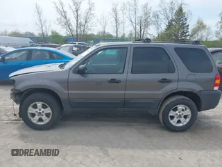 2005 Ford Escape XLT with VIN 1FMYU03115KB16214, listed as a IAAI auction lot 42113350 with 79,355 mi miles and . Bid and sale history available at DreamBid. Image 14.