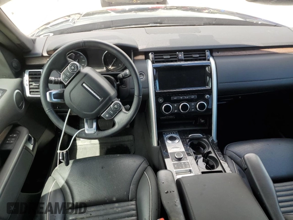 2017 Land Rover Discovery HSE with VIN SALRRBBK6HA013695, listed as a Copart auction lot 73830504 with 0 mi miles and Non Repairable. Bid and sale history available at carsss.com. Image 8.