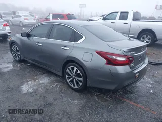 2017 Nissan Altima SV with VIN 1N4AL3AP6HC473555, listed as a IAAI auction lot 41509127 with 92,501 mi miles and . Bid and sale history available at carsss.com. Image 3.
