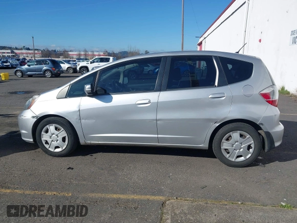 2012 Honda Fit с VIN JHMGE8H32CC030518, выставлен на аукционе IAAI как лот 41740707 с пробегом 132 665 миль миль и . История ставок и продаж доступна на DreamBid. Изображение 14.