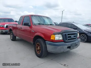 2004 Ford Ranger XL with VIN 1FTYR14U34PA93928, listed as a IAAI auction lot 42104400 with 121,776 mi miles. Bid and sale history available at carsss.com. Image 1.
