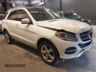 2017 Mercedes-Benz GLE 350 z VIN 4JGDA5HB2HA913359, wystawiony jako IAAI lot #42017821 z przebiegiem 81 885 mil mil oraz . Historia ofert i sprzedaży dostępna na DreamBid. Obrazek 1.