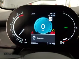 2023 MINI Hardtop 4 Door Cooper Classic z VIN WMW33DK0XP2S54786, wystawiony jako Copart lot #87873415 z przebiegiem 50 956 mil mil oraz Szkoda całkowita • Salvage title. Historia ofert i sprzedaży dostępna na DreamBid. Obrazek 9.