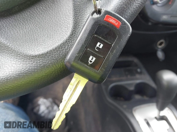 2019 Mitsubishi Mirage ES z VIN ML32F3FJ8KHF14469, wystawiony jako IAAI lot #41794796 z przebiegiem 135 373 mil mil oraz . Historia ofert i sprzedaży dostępna na DreamBid. Obrazek 11.