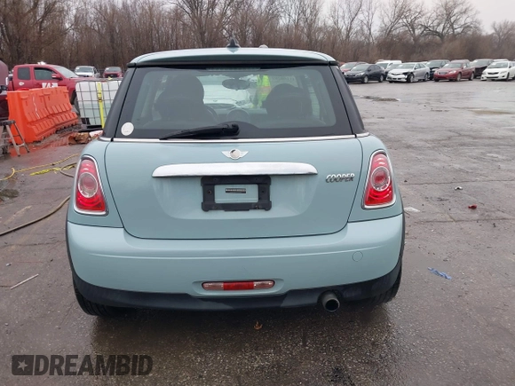 2012 MINI Hardtop with VIN WMWSU3C54CT541901, listed as a IAAI auction lot 41169297 with 147,677 mi miles and . Bid and sale history available at DreamBid. Image 17.
