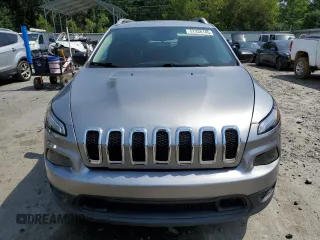 2015 Jeep Cherokee Sport z VIN 1C4PJLAB4FW707010, wystawiony jako Copart lot #57338145 z przebiegiem 112 720 mil mil oraz Czysty tytuł • Clean title. Historia ofert i sprzedaży dostępna na DreamBid. Obrazek 5.