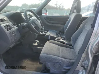 1998 Honda CR-V LX with VIN JHLRD2845WC001959, listed as a Copart auction lot 46088645 with 219,056 mi miles and Salvage Title. Bid and sale history available at carsss.com. Image 7.