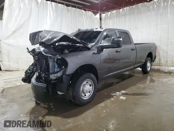 2024 Ram 2500 Tradesman with VIN 3C6UR4HJ7RG300646, listed as a Copart auction lot 82563584 with 761 mi miles and Salvage Title. Bid and sale history available at carsss.com. Image 1.