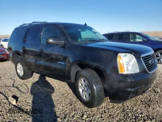 2009 GMC Yukon SLT w/4SB with VIN 1GKFK33029R134121, listed as a Copart auction lot 44448805 with 262,590 mi miles and Salvage Title. Bid and sale history available at carsss.com. Image 4.