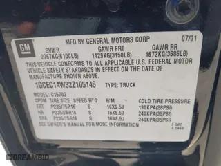 2002 Chevrolet Silverado 1500 with VIN 1GCEC14W32Z105146, listed as a IAAI auction lot 41778514 with 218,276 mi miles. Bid and sale history available at carsss.com. Image 9.