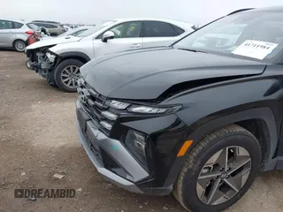 2025 Hyundai Tucson SEL with VIN 5NMJB3DE5SH502169, listed as a IAAI auction lot 41711984 with 2,486 mi miles. Bid and sale history available at carsss.com. Image 6.