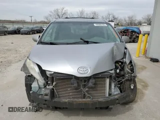 2012 Toyota Sienna XLE with VIN 5TDDK3DCXCS037172, listed as a Copart auction lot 48999165 with 0 mi miles and Salvage Title. Bid and sale history available at carsss.com. Image 5.