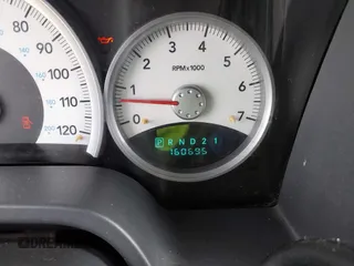 2006 Dodge Dakota SLT z VIN 1D7HW48N76S645515, wystawiony jako IAAI lot #42091904 z przebiegiem 160 695 mil mil oraz . Historia ofert i sprzedaży dostępna na DreamBid. Obrazek 7.