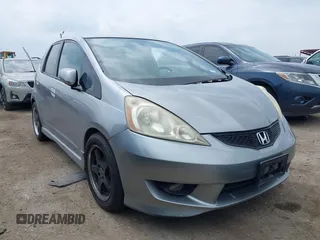 2009 Honda Fit Sport with VIN JHMGE88489S048254, listed as a IAAI auction lot 42173309 with 160,055 mi miles. Bid and sale history available at carsss.com. Image 1.