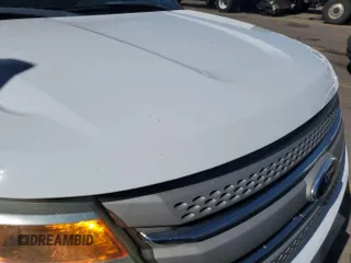 2014 Ford Explorer z VIN 1FM5K8B82EGC38993, wystawiony jako IAAI lot #42731174 z przebiegiem 124 563 mil mil oraz . Historia ofert i sprzedaży dostępna na DreamBid. Obrazek 2.