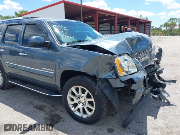 2008 GMC Yukon Denali with VIN 1GKFK638X8J182289, listed as a IAAI auction lot 42238305 with 163,948 mi miles and . Bid and sale history available at DreamBid. Image 6.