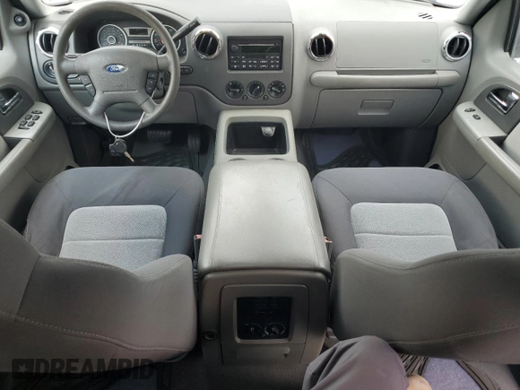 2006 Ford Expedition Special Service with VIN 1FMPU15526LA14482, listed as a Copart auction lot 59598054 with 168,355 mi miles and Non Repairable. Bid and sale history available at carsss.com. Image 8.