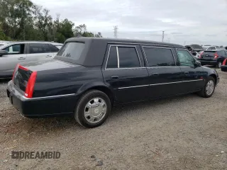2009 Cadillac DTS Professional Limousine z VIN 1GEEK90Y89U550148, wystawiony jako Copart lot #79937134 z przebiegiem 25 996 mil mil oraz Szkody całkowita. Historia ofert i sprzedaży dostępna na DreamBid. Obrazek 3.