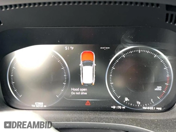 2020 Volvo XC60 Momentum с VIN YV4A22RK1L1411921, выставлен на аукционе Copart как лот 57800965 с пробегом 67 869 миль миль и Списание • Salvage title. История ставок и продаж доступна на DreamBid. Изображение 9.