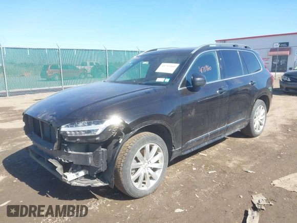 2018 Volvo XC90 Momentum with VIN YV4A22PKXJ1325880, listed as a IAAI auction lot 41719160 with 105,810 mi miles. Bid and sale history available at carsss.com. Image 2.