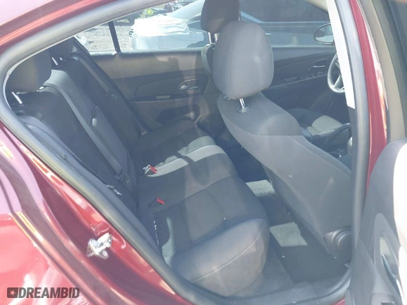 2015 Chevrolet Cruze LT with VIN 1G1PC5SB4F7197667, listed as a IAAI auction lot 42022815 with 123,853 mi miles. Bid and sale history available at carsss.com. Image 8.