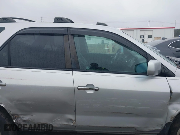 2004 Acura MDX with VIN 2HNYD18244H541101, listed as a IAAI auction lot 41211015 with 226,112 mi miles. Bid and sale history available at carsss.com. Image 13.